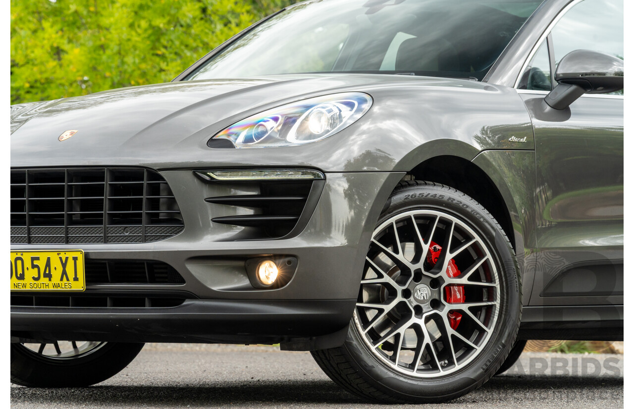 7/2017 Porsche Macan S Diesel (AWD) MY17 4d Wagon Agate Grey Metallic Turbo Diesel V6 3.0L