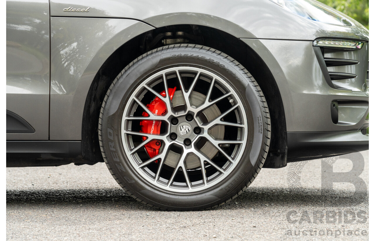 7/2017 Porsche Macan S Diesel (AWD) MY17 4d Wagon Agate Grey Metallic Turbo Diesel V6 3.0L