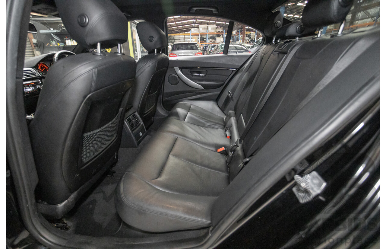 06/2017 BMW 330i M-Sport F30 LCI MY18 4D Sedan Black Sapphire Metallic Turbo 2.0L