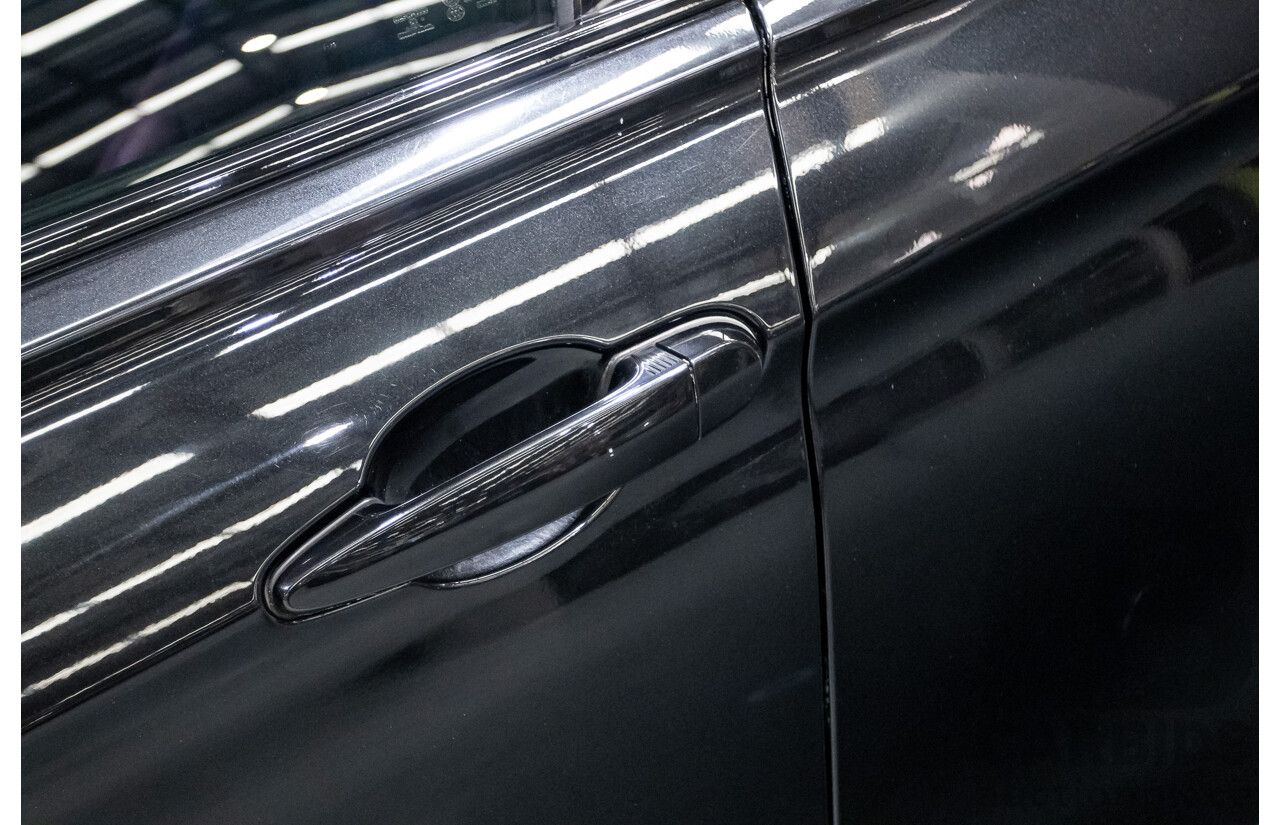 06/2017 BMW 330i M-Sport F30 LCI MY18 4D Sedan Black Sapphire Metallic Turbo 2.0L