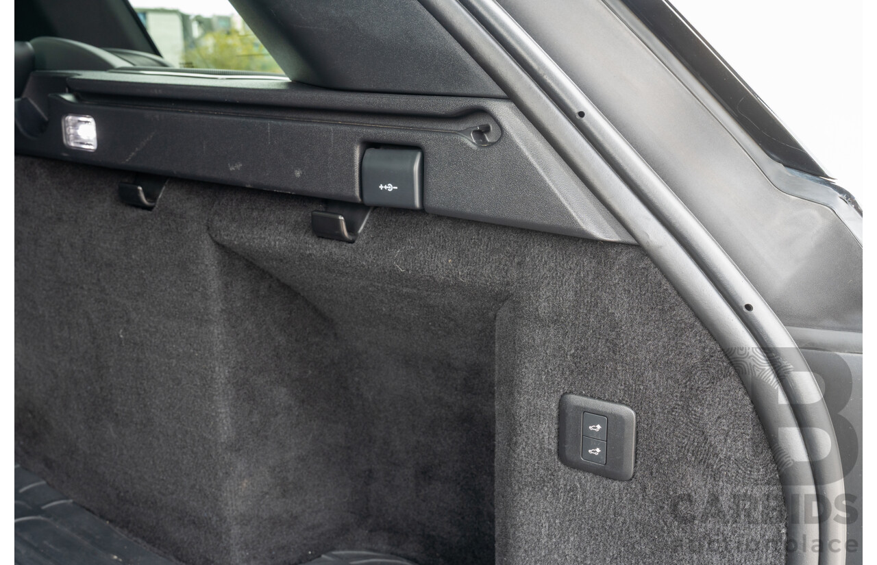 08/2019 Land Rover Range Rover Sport HSE Dynamic V8 SC (AWD) LW MY19.5 4d Wagon Ultimate Black Supercharged V8 5.0L