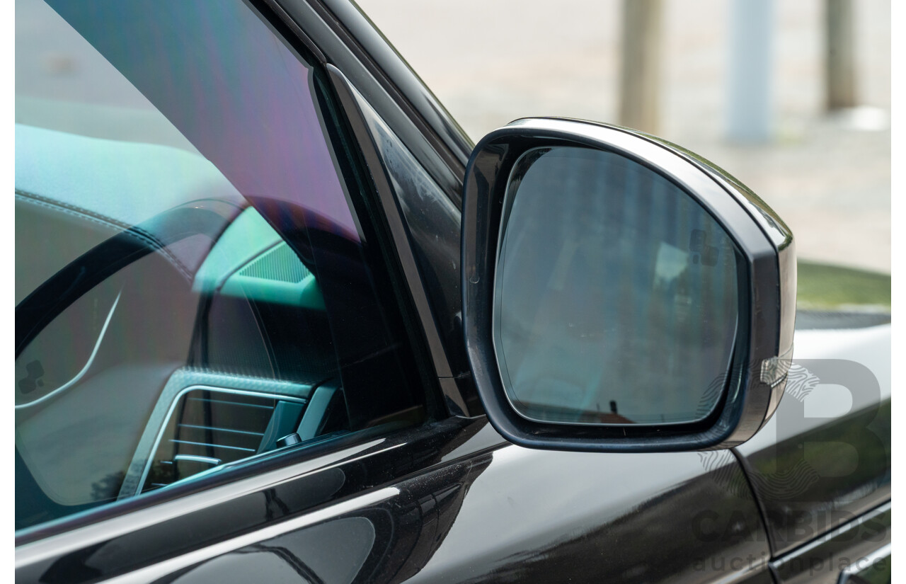 08/2019 Land Rover Range Rover Sport HSE Dynamic V8 SC (AWD) LW MY19.5 4d Wagon Ultimate Black Supercharged V8 5.0L