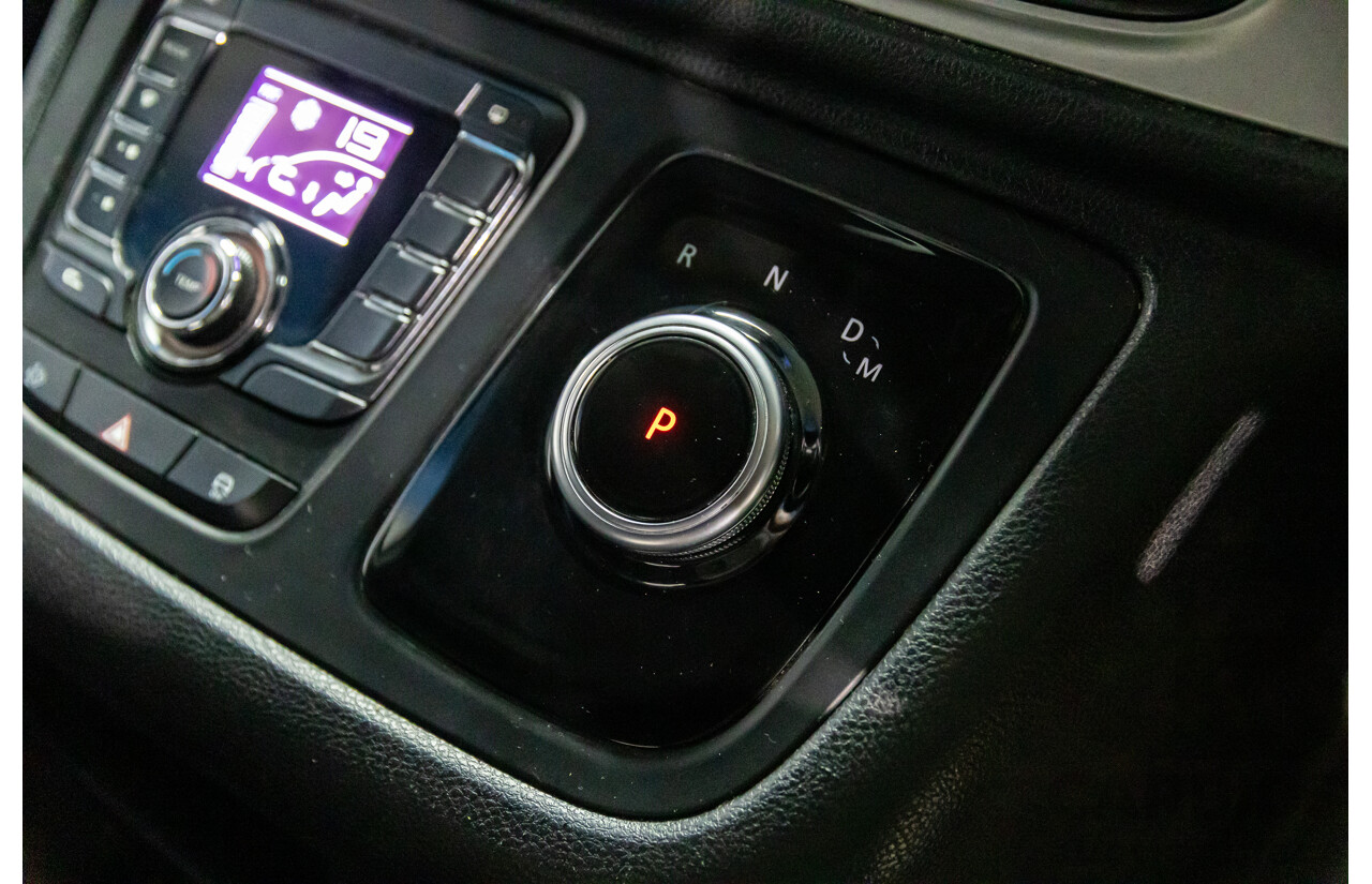 06/2022 LDV G10+ Lift Door (RWD) SV7C 4d Van Blanc White Turbo Diesel 2.0L