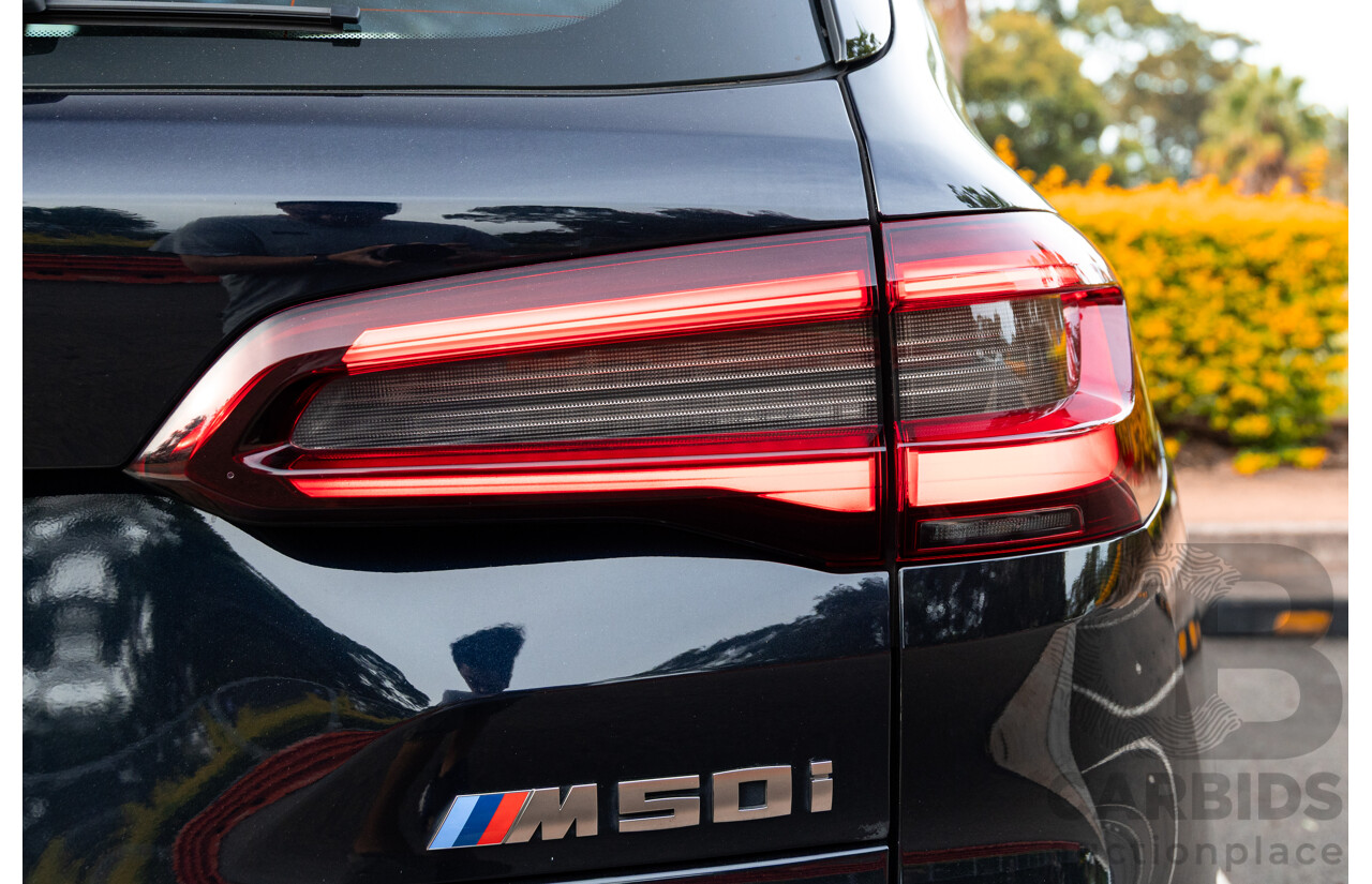 02/2021 Bmw X5 M50i (AWD) G05 MY21 4d Wagon Carbon Black Metallic Twin Turbo V8 4.4L