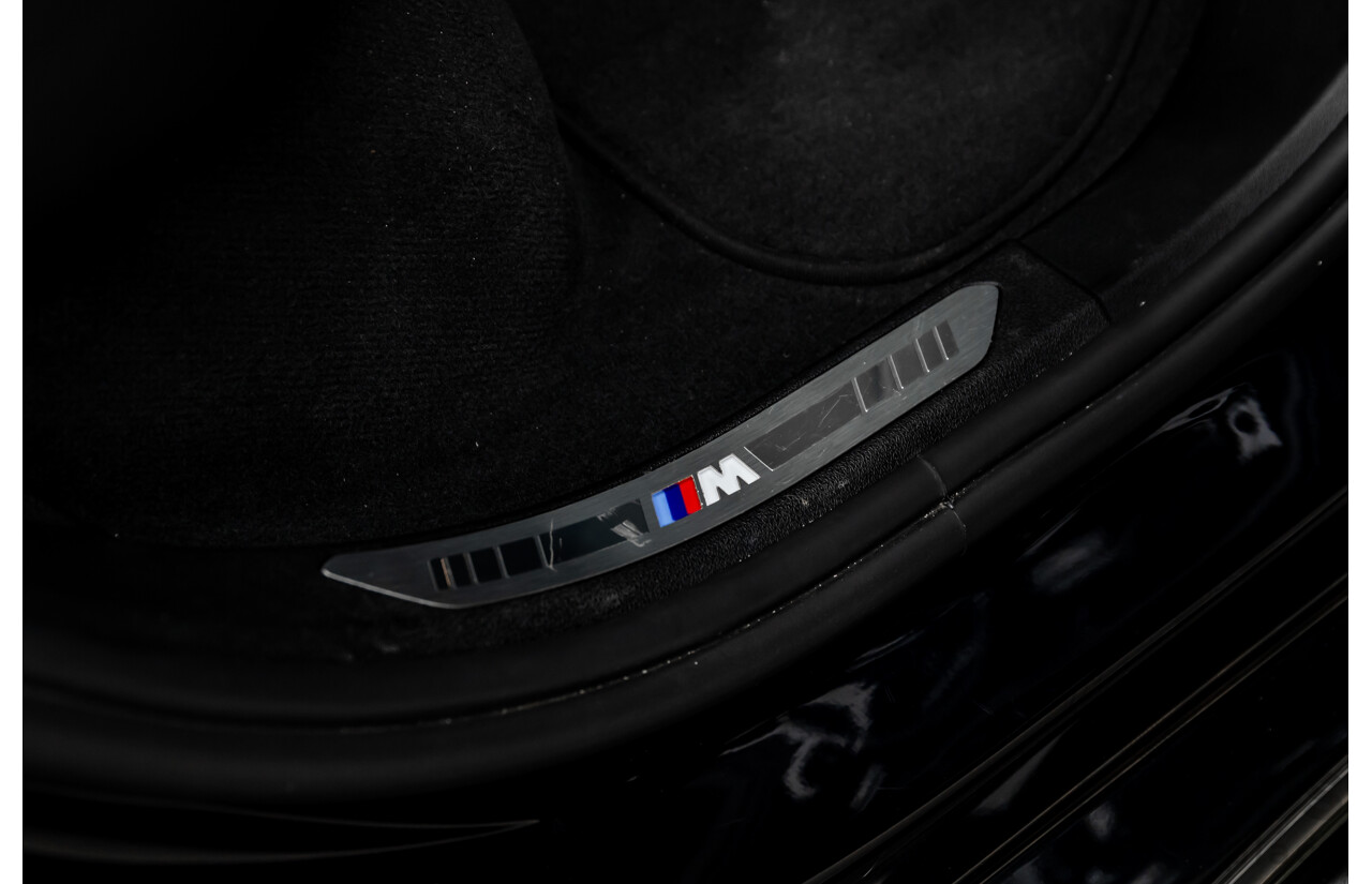 02/2021 Bmw X5 M50i (AWD) G05 MY21 4d Wagon Carbon Black Metallic Twin Turbo V8 4.4L