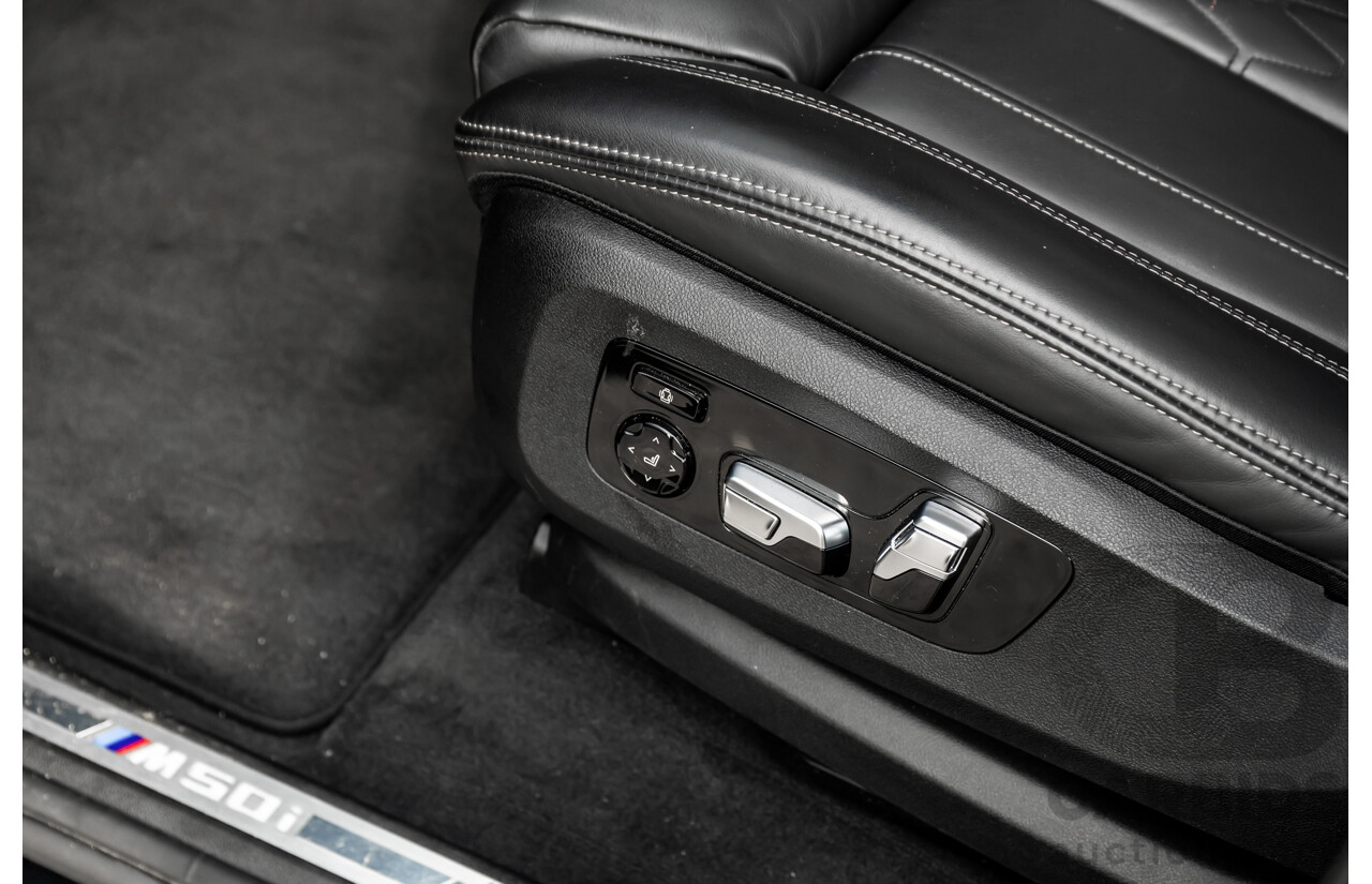 02/2021 Bmw X5 M50i (AWD) G05 MY21 4d Wagon Carbon Black Metallic Twin Turbo V8 4.4L