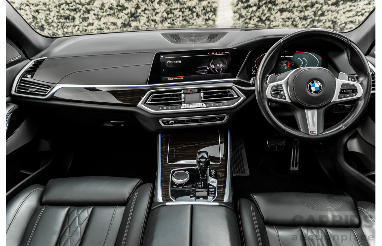 02/2021 Bmw X5 M50i (AWD) G05 MY21 4d Wagon Carbon Black Metallic Twin Turbo V8 4.4L