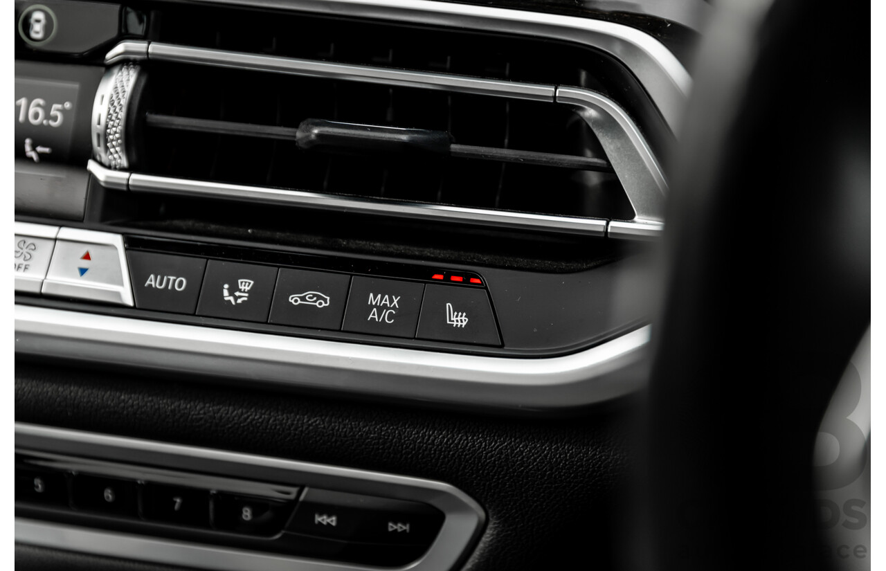 02/2021 Bmw X5 M50i (AWD) G05 MY21 4d Wagon Carbon Black Metallic Twin Turbo V8 4.4L