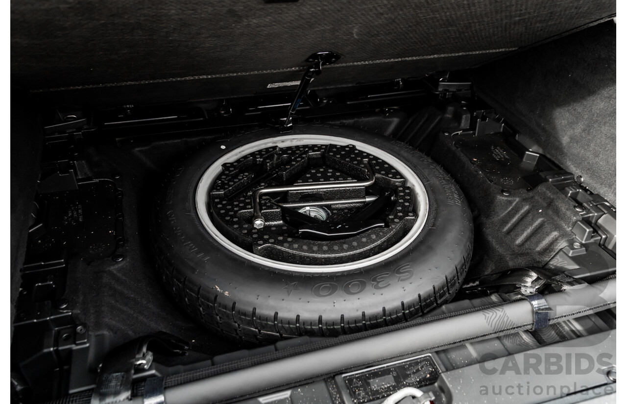 02/2021 Bmw X5 M50i (AWD) G05 MY21 4d Wagon Carbon Black Metallic Twin Turbo V8 4.4L