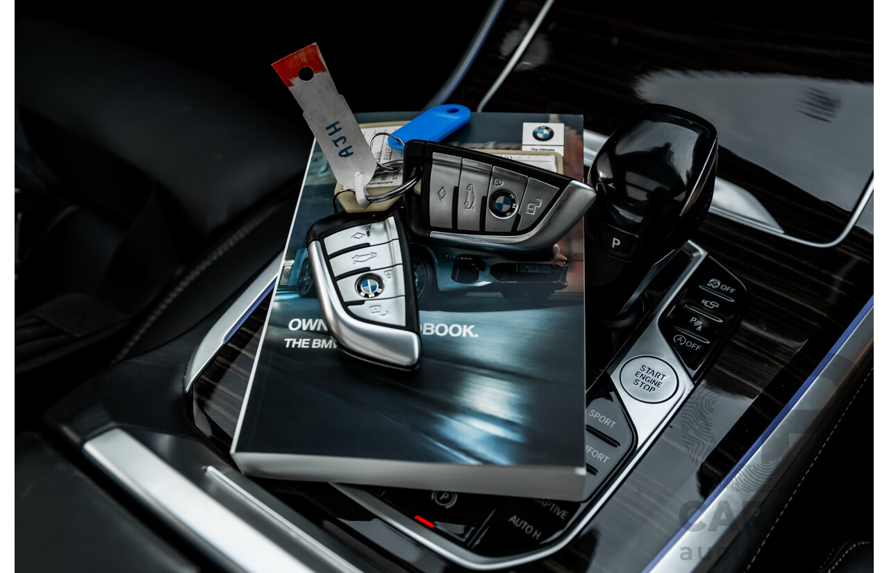 02/2021 Bmw X5 M50i (AWD) G05 MY21 4d Wagon Carbon Black Metallic Twin Turbo V8 4.4L