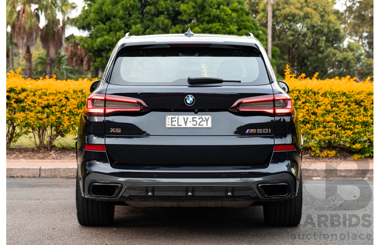 02/2021 Bmw X5 M50i (AWD) G05 MY21 4d Wagon Carbon Black Metallic Twin Turbo V8 4.4L