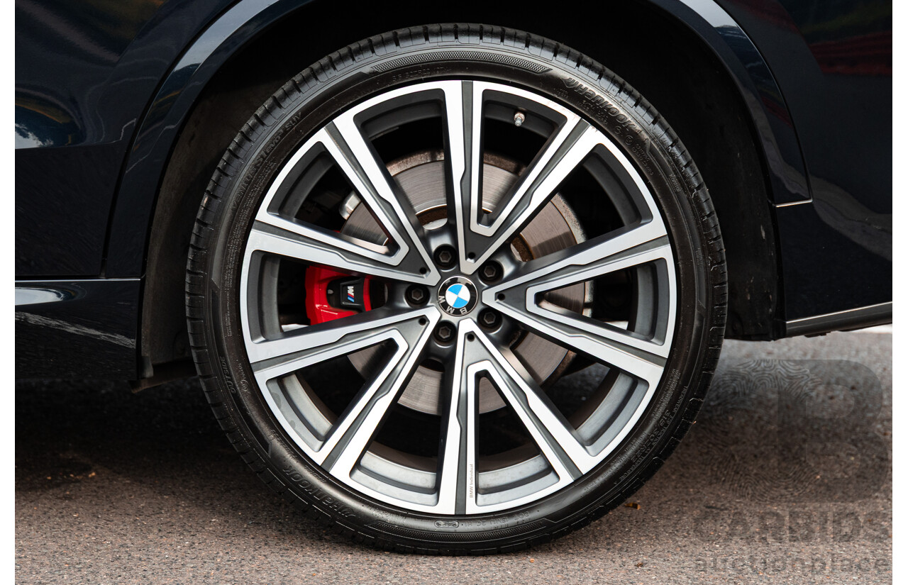 02/2021 Bmw X5 M50i (AWD) G05 MY21 4d Wagon Carbon Black Metallic Twin Turbo V8 4.4L