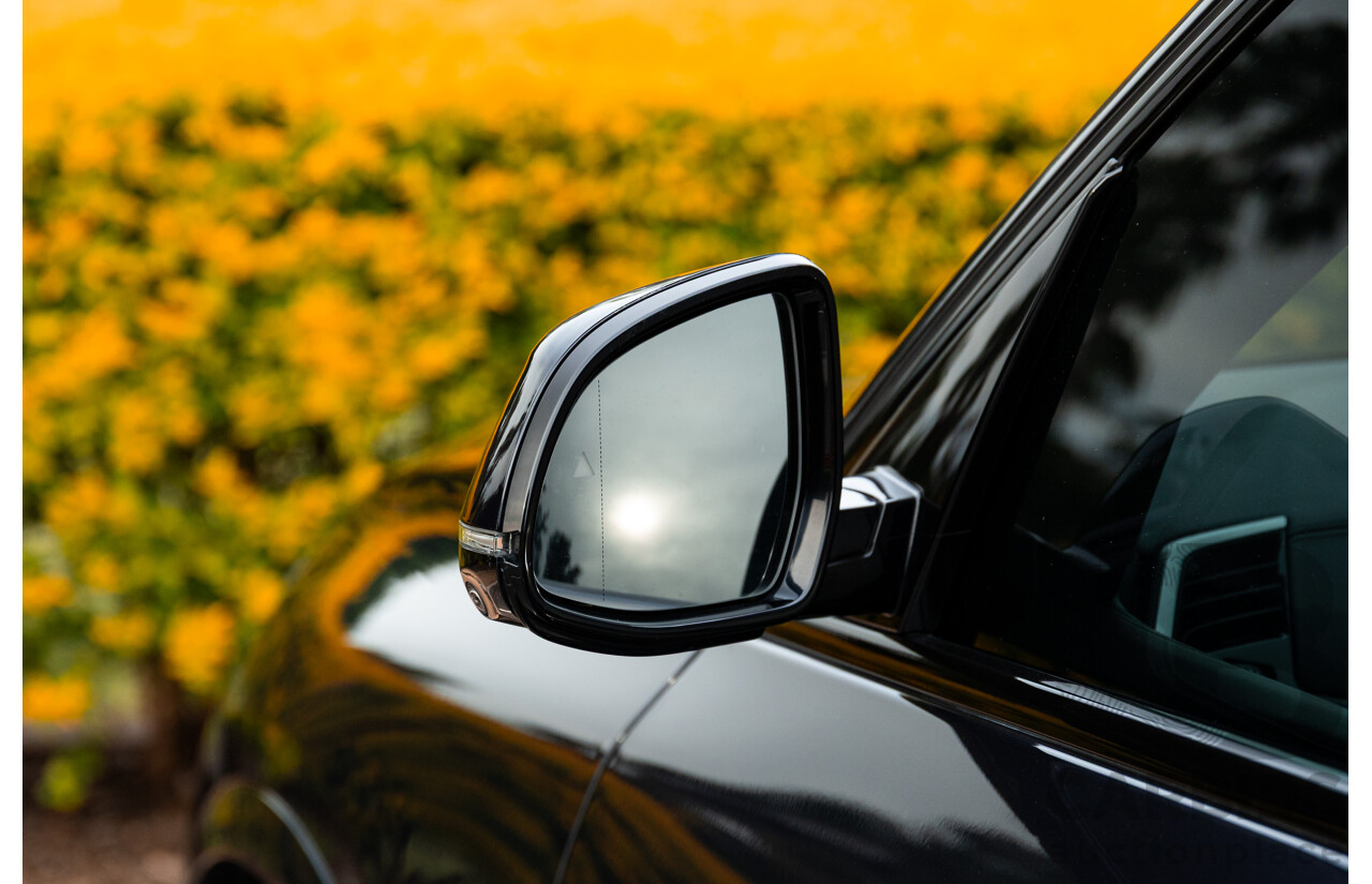 02/2021 Bmw X5 M50i (AWD) G05 MY21 4d Wagon Carbon Black Metallic Twin Turbo V8 4.4L