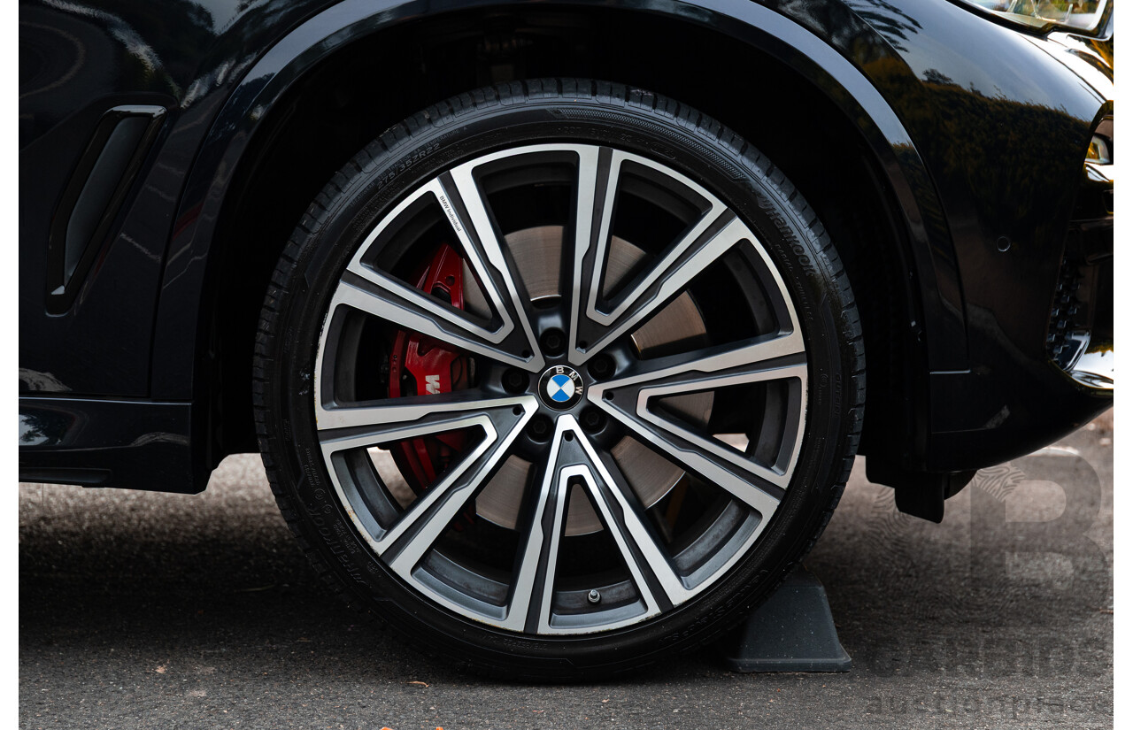 02/2021 Bmw X5 M50i (AWD) G05 MY21 4d Wagon Carbon Black Metallic Twin Turbo V8 4.4L