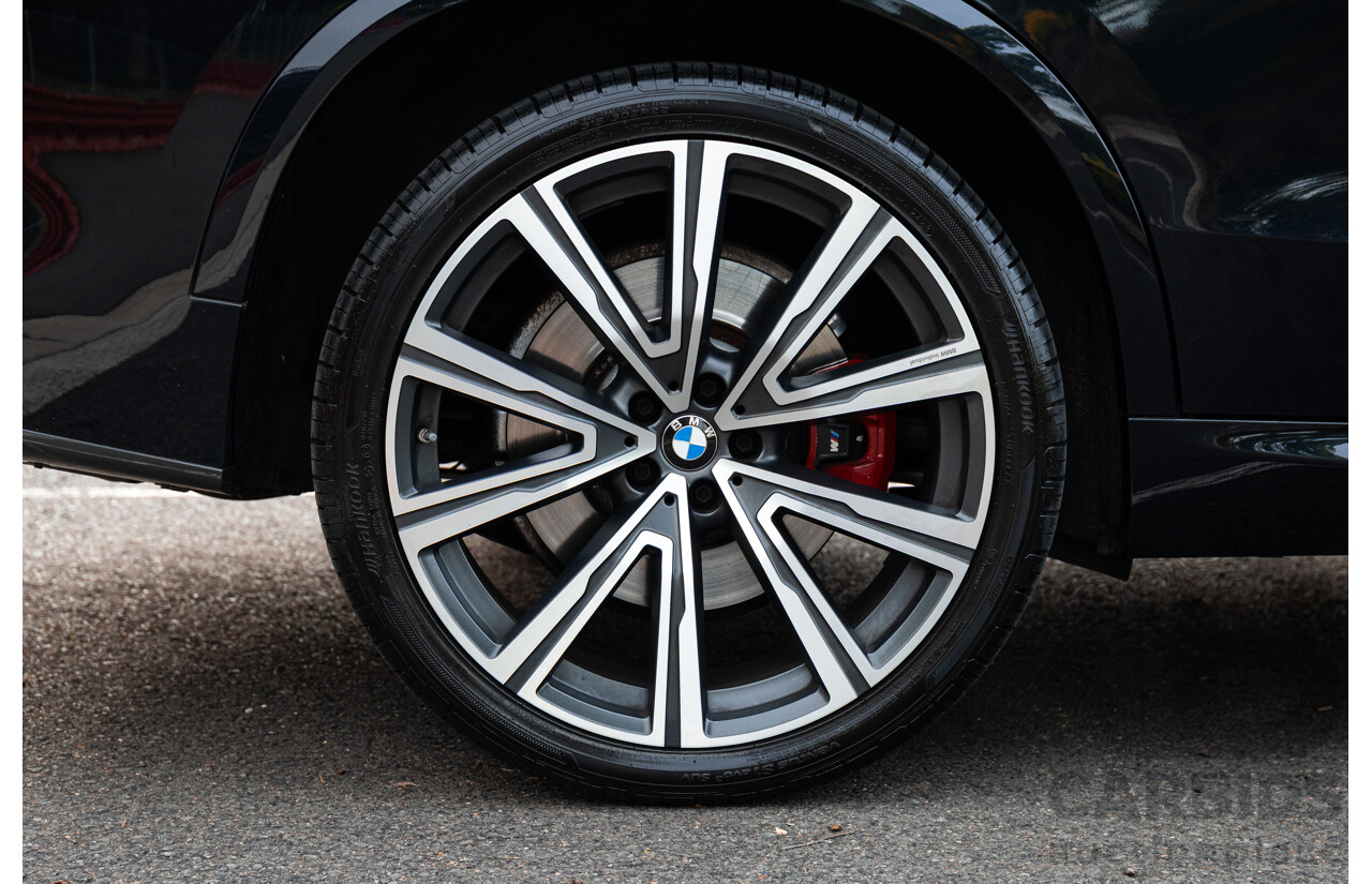 02/2021 Bmw X5 M50i (AWD) G05 MY21 4d Wagon Carbon Black Metallic Twin Turbo V8 4.4L