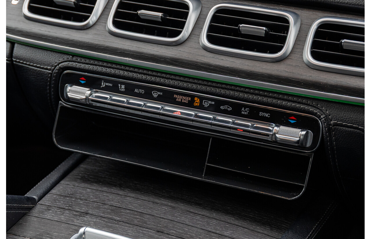 12/2019 Mercedes Benz GLE400d 4Matic (AWD) V167 MY20 4d Wagon Obsidian Black Metallic Twin Turbo Diesel V6 2.9L - 7 Seater