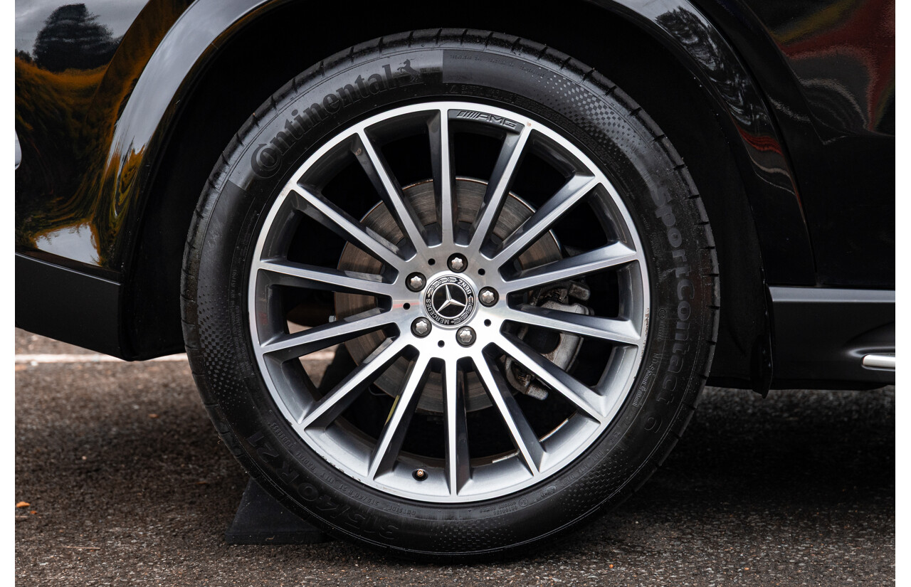 12/2019 Mercedes Benz GLE400d 4Matic (AWD) V167 MY20 4d Wagon Obsidian Black Metallic Twin Turbo Diesel V6 2.9L - 7 Seater