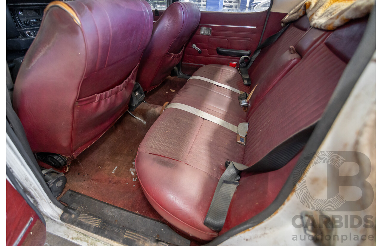 11/1971 Toyota Crown SE MS65 4d Sedan White 2.6L