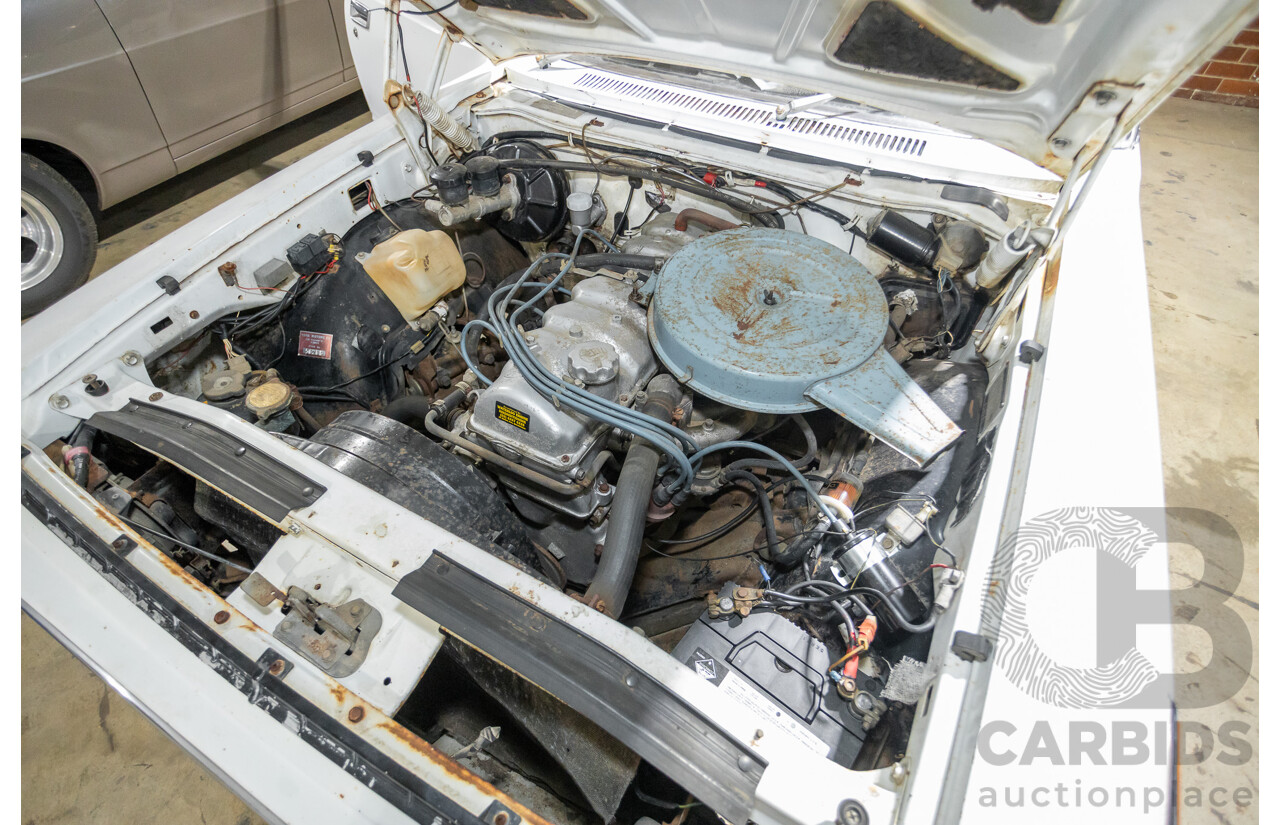 11/1971 Toyota Crown SE MS65 4d Sedan White 2.6L