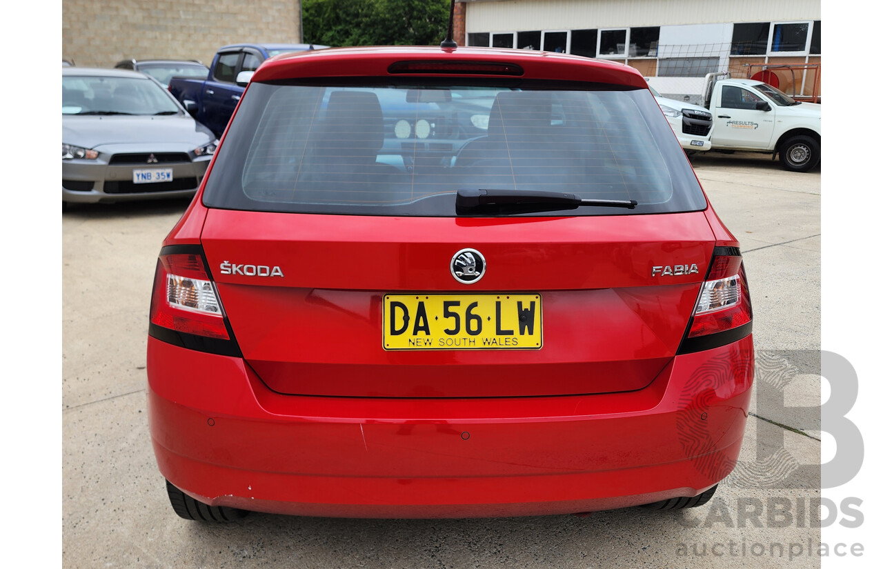 10/2015 Skoda Fabia 66 TSI NJ 5d Hatchback Red 1.2L