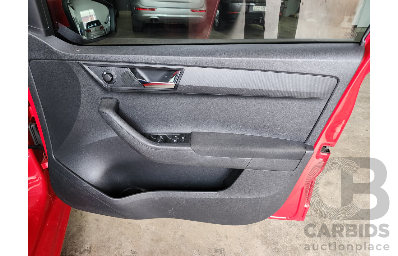 10/2015 Skoda Fabia 66 TSI NJ 5d Hatchback Red 1.2L