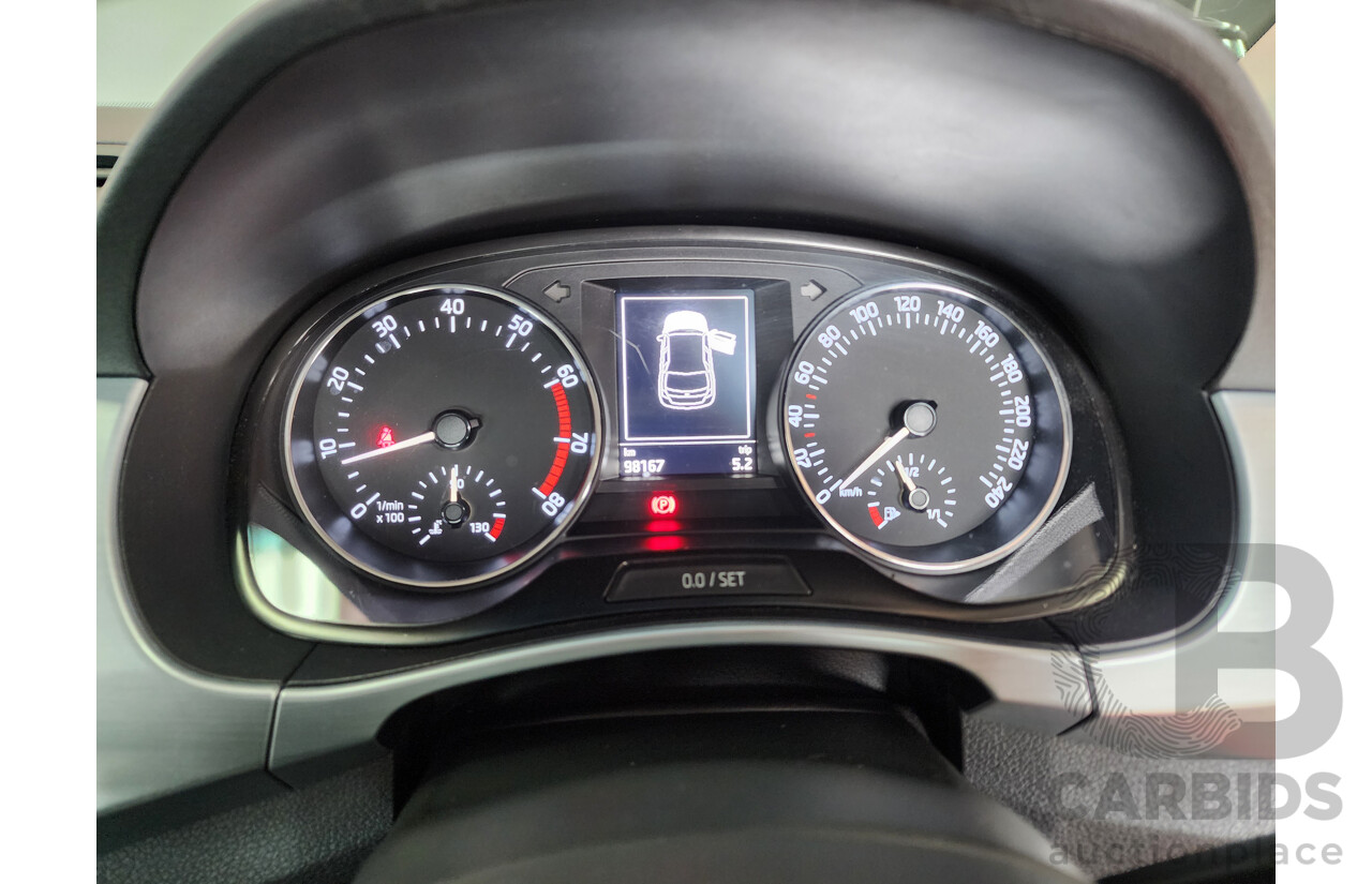 10/2015 Skoda Fabia 66 TSI NJ 5d Hatchback Red 1.2L