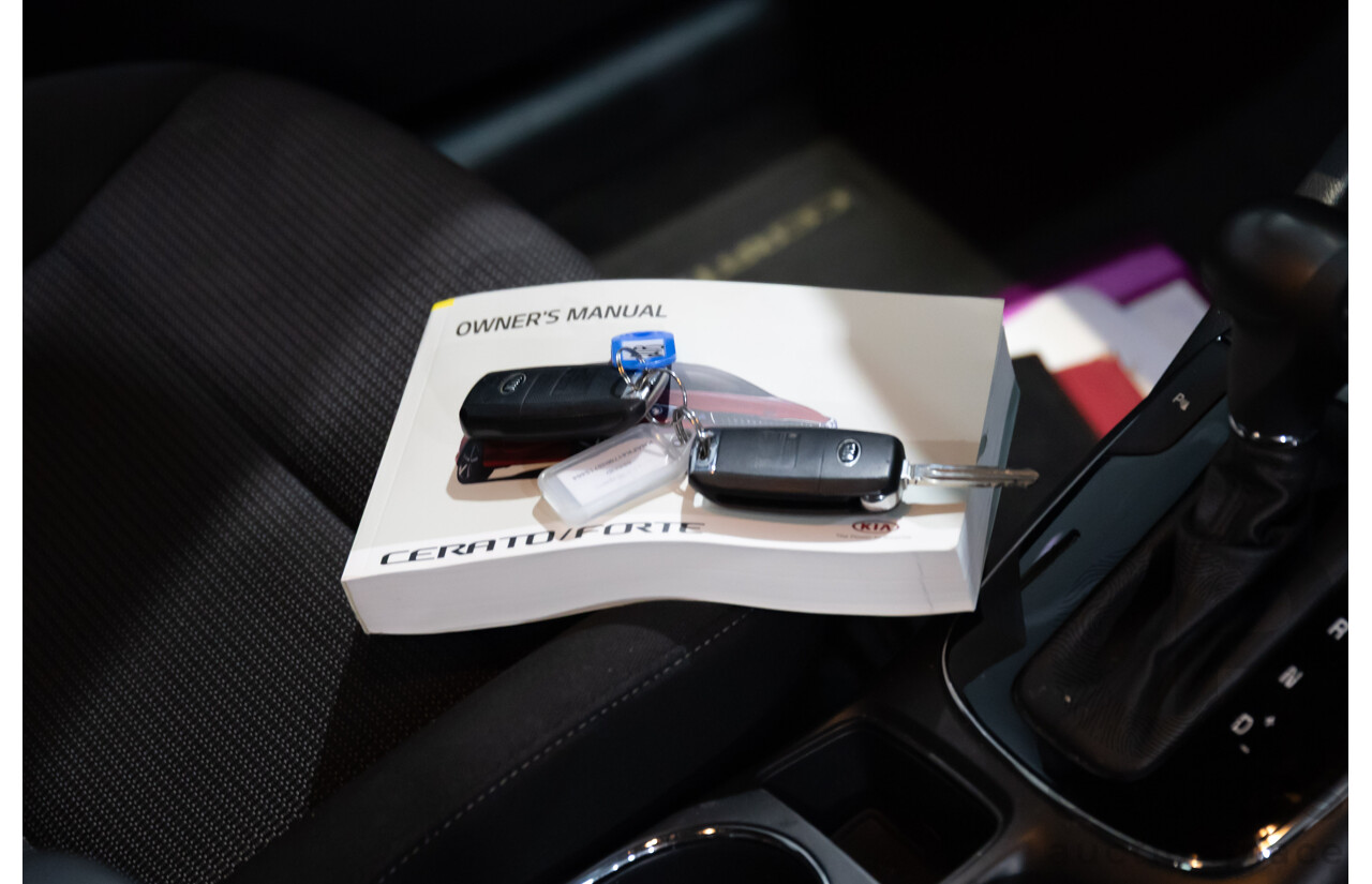 02/2017 Kia Cerato S Premium (FWD) YD MY17 4d Sedan Temptation Red 2.0L