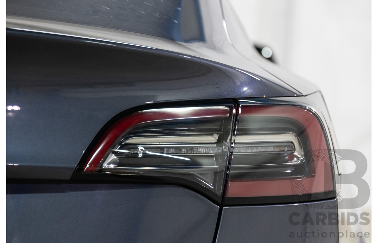 05/2020 Tesla Model 3 E1RB Standard Range (RWD) MY20 5D Sedan Midnight Silver Metallic Electric EV - 190kW