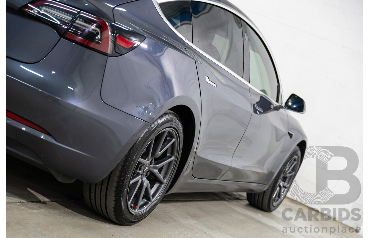 05/2020 Tesla Model 3 E1RB Standard Range (RWD) MY20 5D Sedan Midnight Silver Metallic Electric EV - 190kW