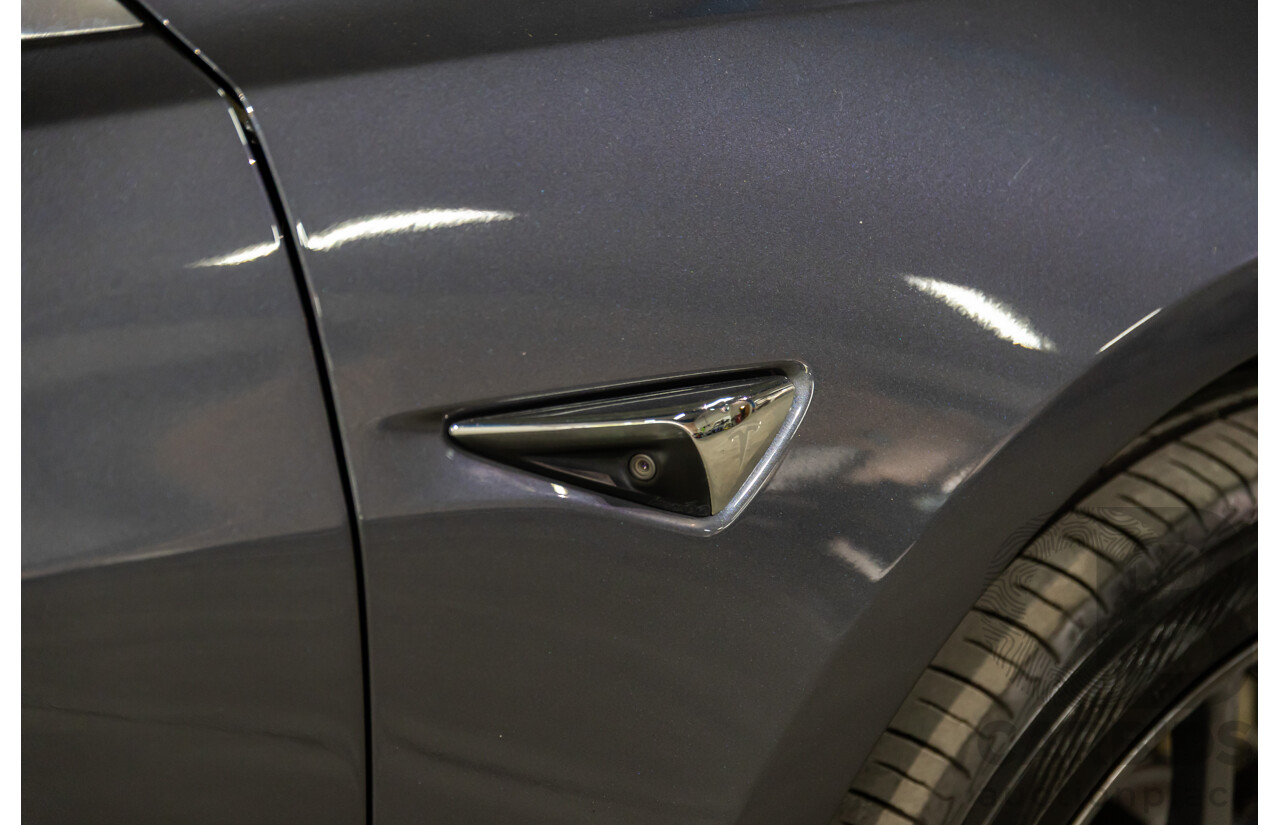 05/2020 Tesla Model 3 E1RB Standard Range (RWD) MY20 5D Sedan Midnight Silver Metallic Electric EV - 190kW