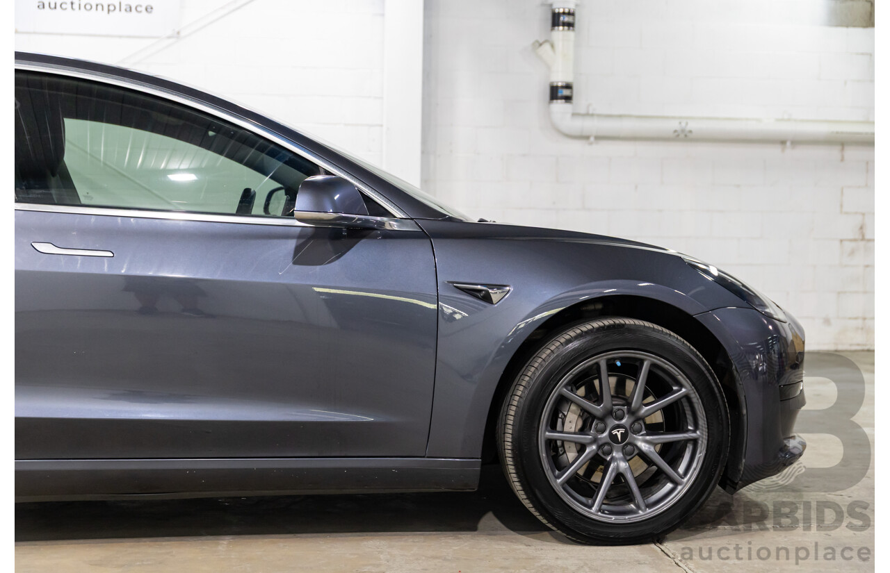 05/2020 Tesla Model 3 E1RB Standard Range (RWD) MY20 5D Sedan Midnight Silver Metallic Electric EV - 190kW