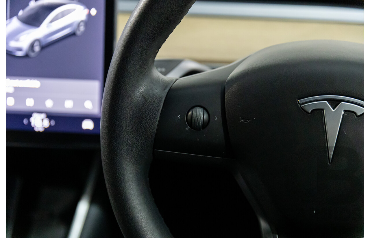05/2020 Tesla Model 3 E1RB Standard Range (RWD) MY20 5D Sedan Midnight Silver Metallic Electric EV - 190kW