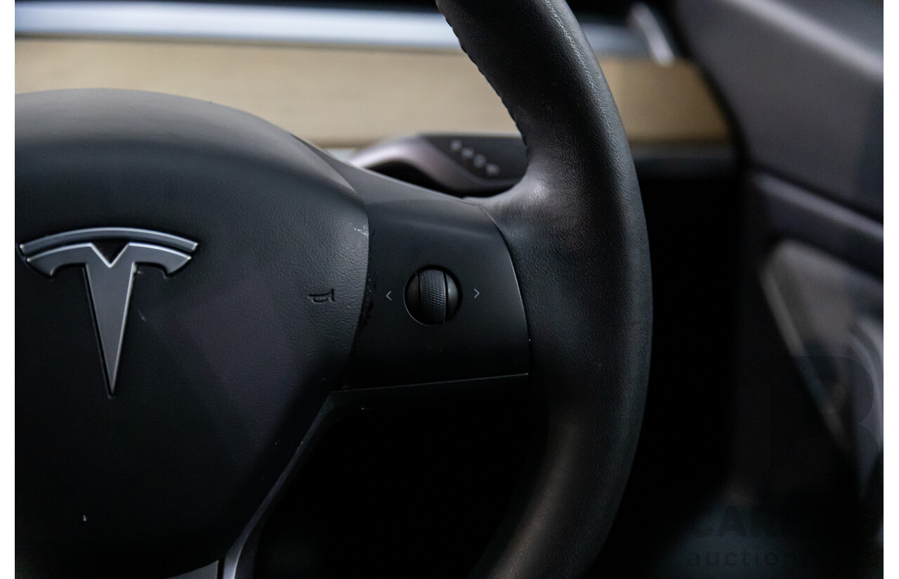 05/2020 Tesla Model 3 E1RB Standard Range (RWD) MY20 5D Sedan Midnight Silver Metallic Electric EV - 190kW