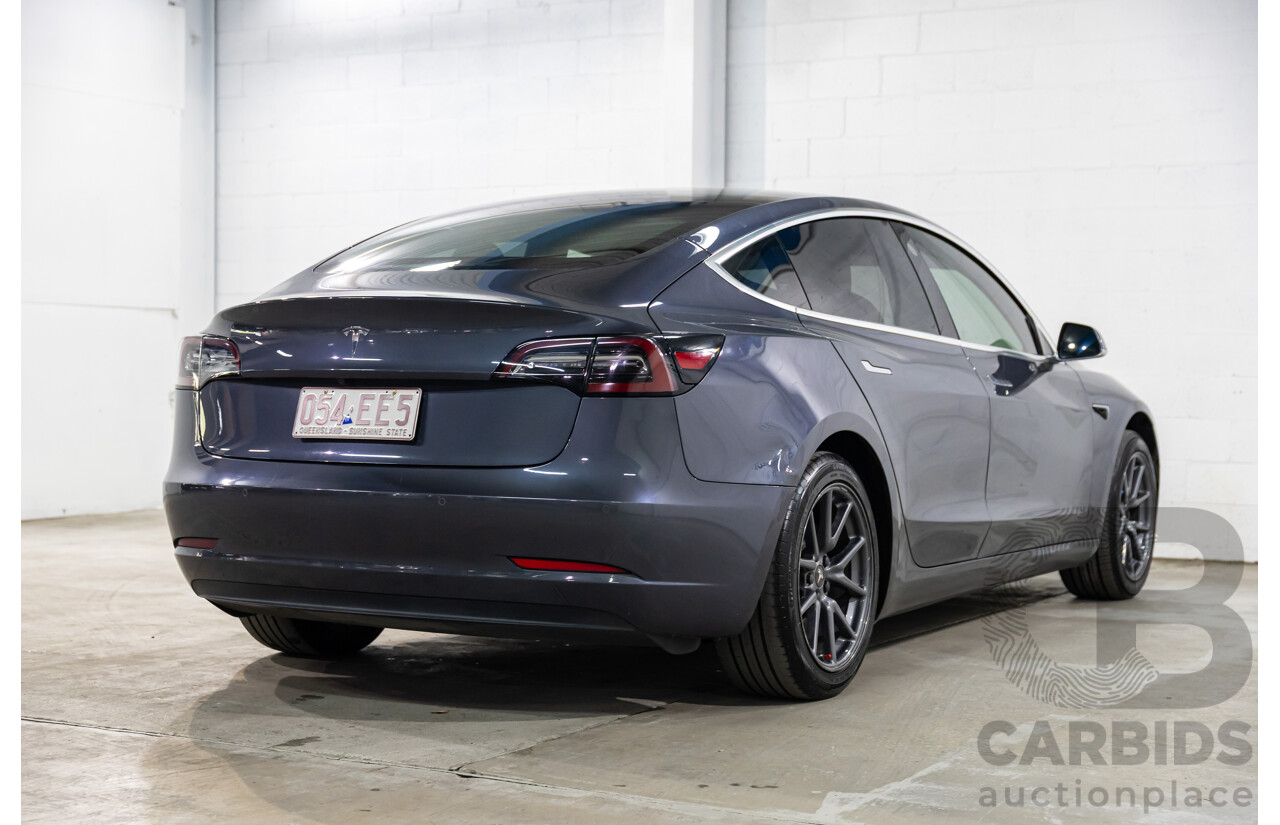 05/2020 Tesla Model 3 E1RB Standard Range (RWD) MY20 5D Sedan Midnight Silver Metallic Electric EV - 190kW