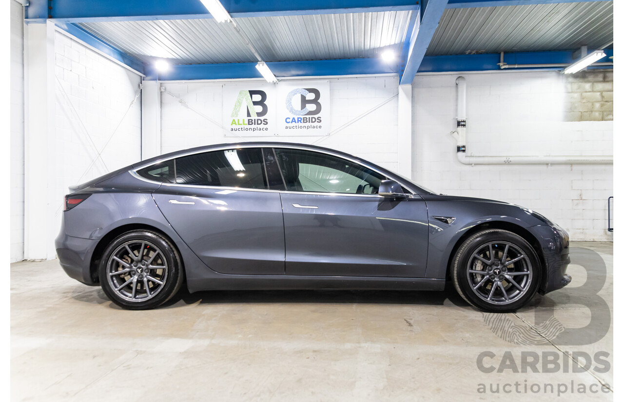 05/2020 Tesla Model 3 E1RB Standard Range (RWD) MY20 5D Sedan Midnight Silver Metallic Electric EV - 190kW
