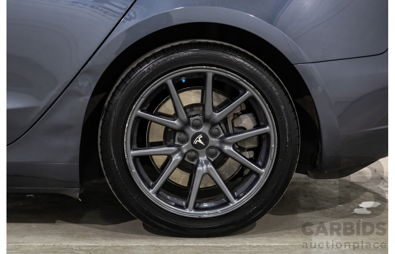 05/2020 Tesla Model 3 E1RB Standard Range (RWD) MY20 5D Sedan Midnight Silver Metallic Electric EV - 190kW