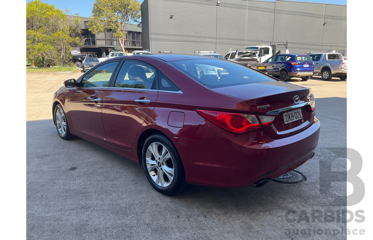 11/2011 Hyundai i45 Elite YF MY11 4d Sedan Red 2.4L