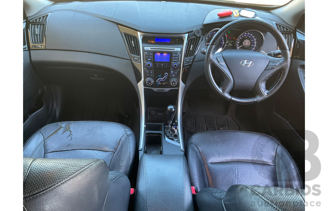 11/2011 Hyundai i45 Elite YF MY11 4d Sedan Red 2.4L