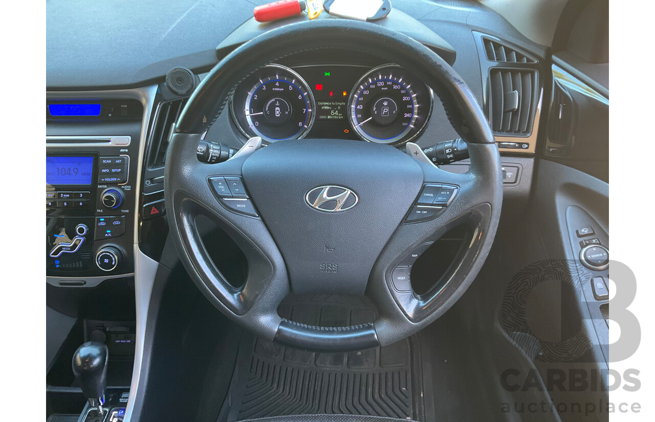 11/2011 Hyundai i45 Elite YF MY11 4d Sedan Red 2.4L