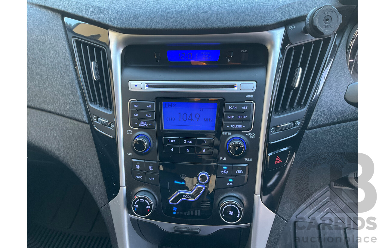 11/2011 Hyundai i45 Elite YF MY11 4d Sedan Red 2.4L