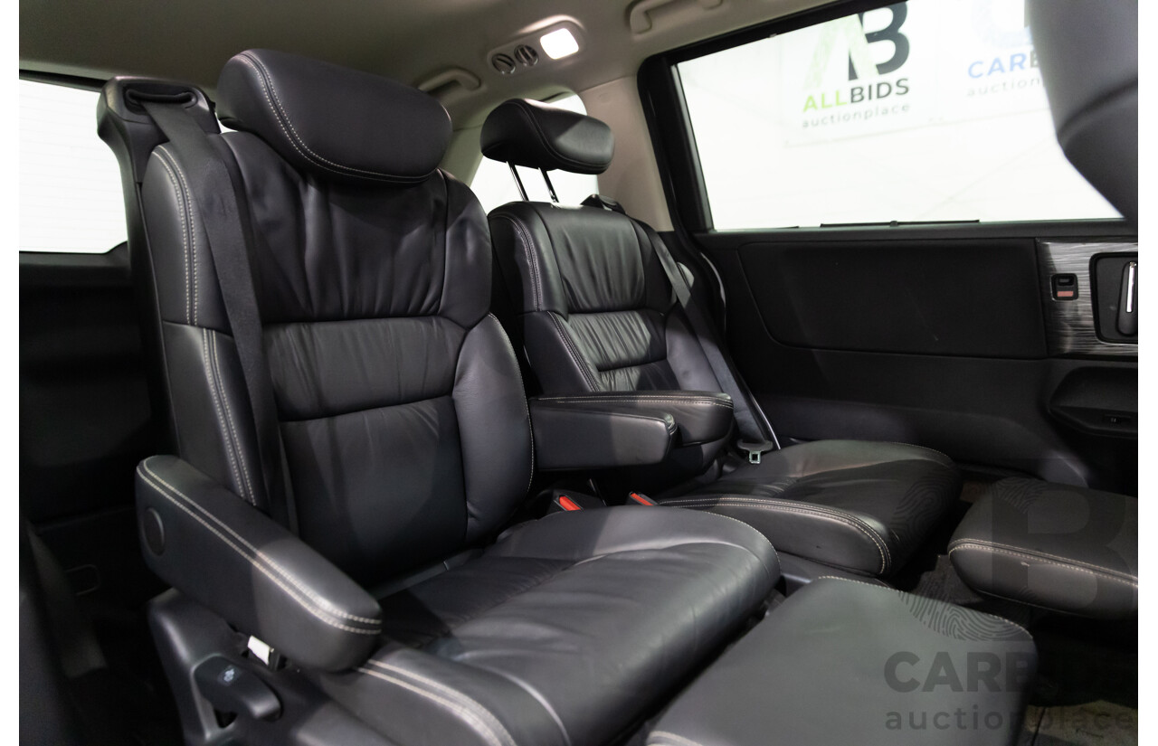 03/2016 Honda Odyssey VTi-L (FWD) RC MY16 7 Seats 4d Wagon White Diamond Pearl 2.4L - 7 Seater