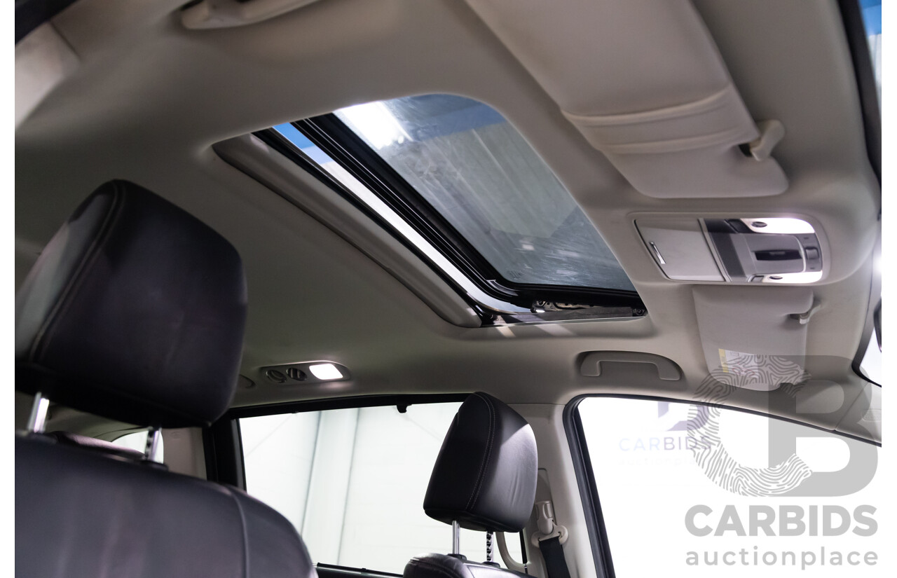 03/2016 Honda Odyssey VTi-L (FWD) RC MY16 7 Seats 4d Wagon White Diamond Pearl 2.4L - 7 Seater