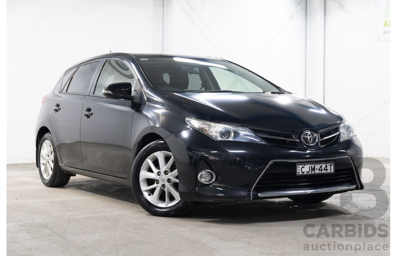 12/2012 Toyota Corolla Ascent Sport (FWD) ZRE182R 5d Hatchback Black Sand Metallic 1.8L