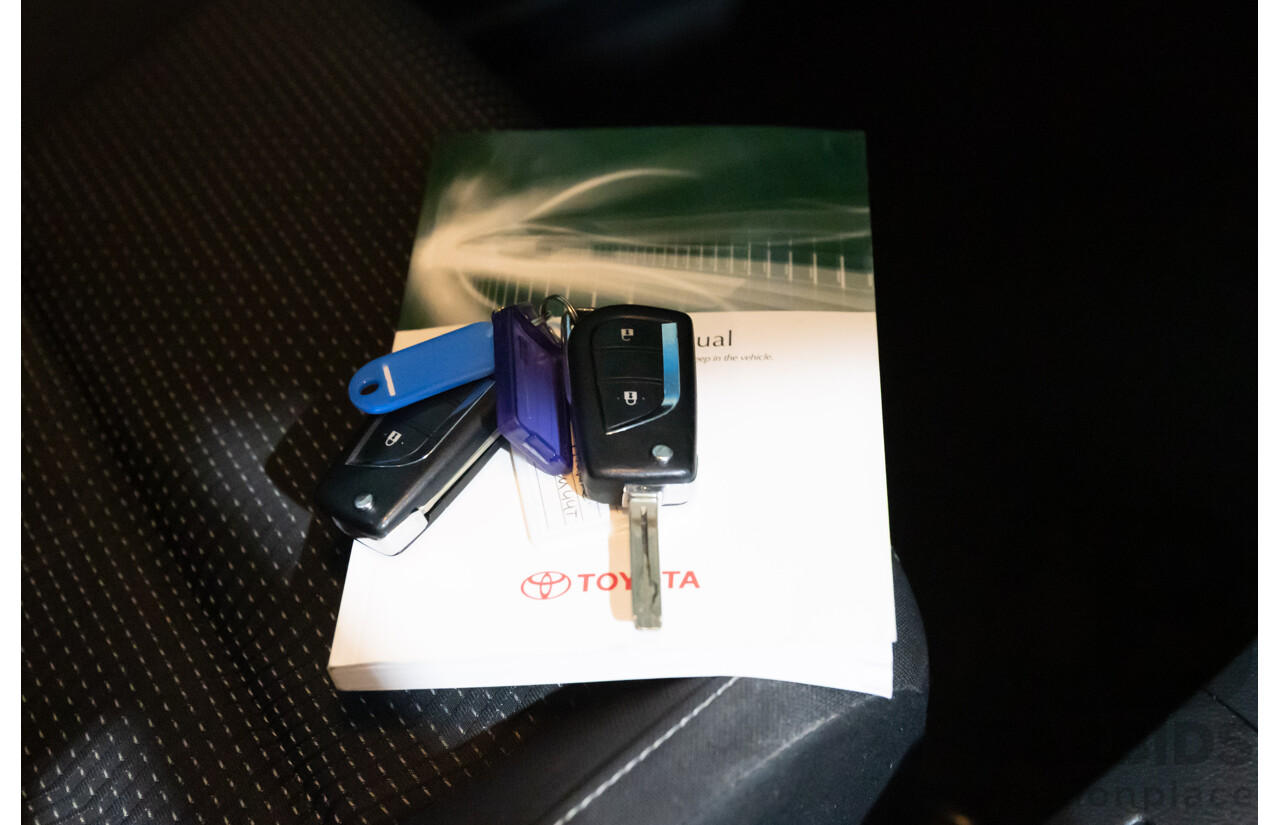 12/2012 Toyota Corolla Ascent Sport (FWD) ZRE182R 5d Hatchback Black Sand Metallic 1.8L