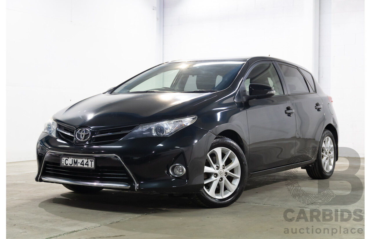 12/2012 Toyota Corolla Ascent Sport (FWD) ZRE182R 5d Hatchback Black Sand Metallic 1.8L