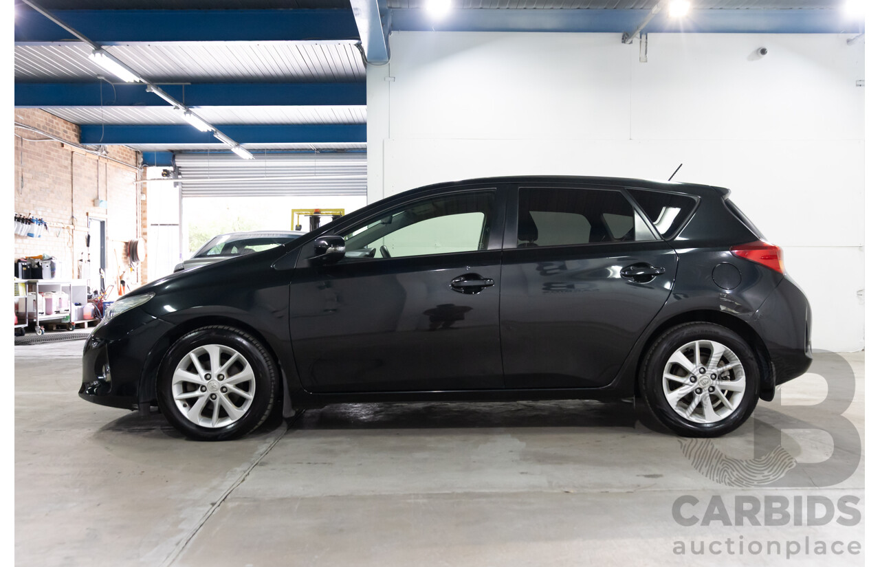 12/2012 Toyota Corolla Ascent Sport (FWD) ZRE182R 5d Hatchback Black Sand Metallic 1.8L