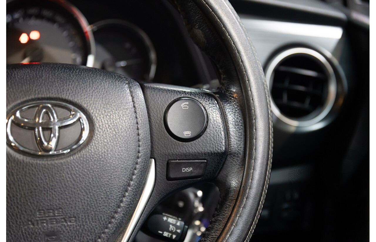 12/2012 Toyota Corolla Ascent Sport (FWD) ZRE182R 5d Hatchback Black Sand Metallic 1.8L