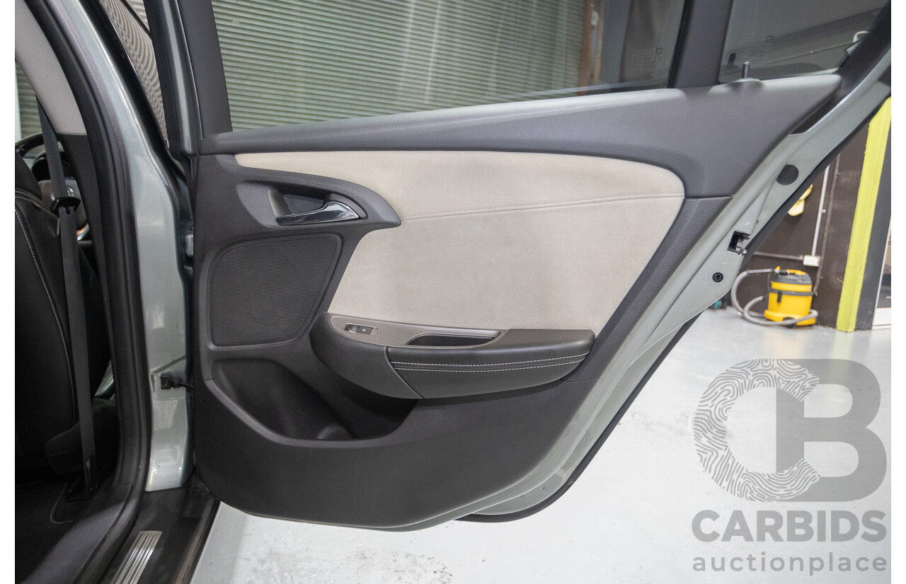 2/2014 Holden Calais V VF 4d Sedan null 3.6L