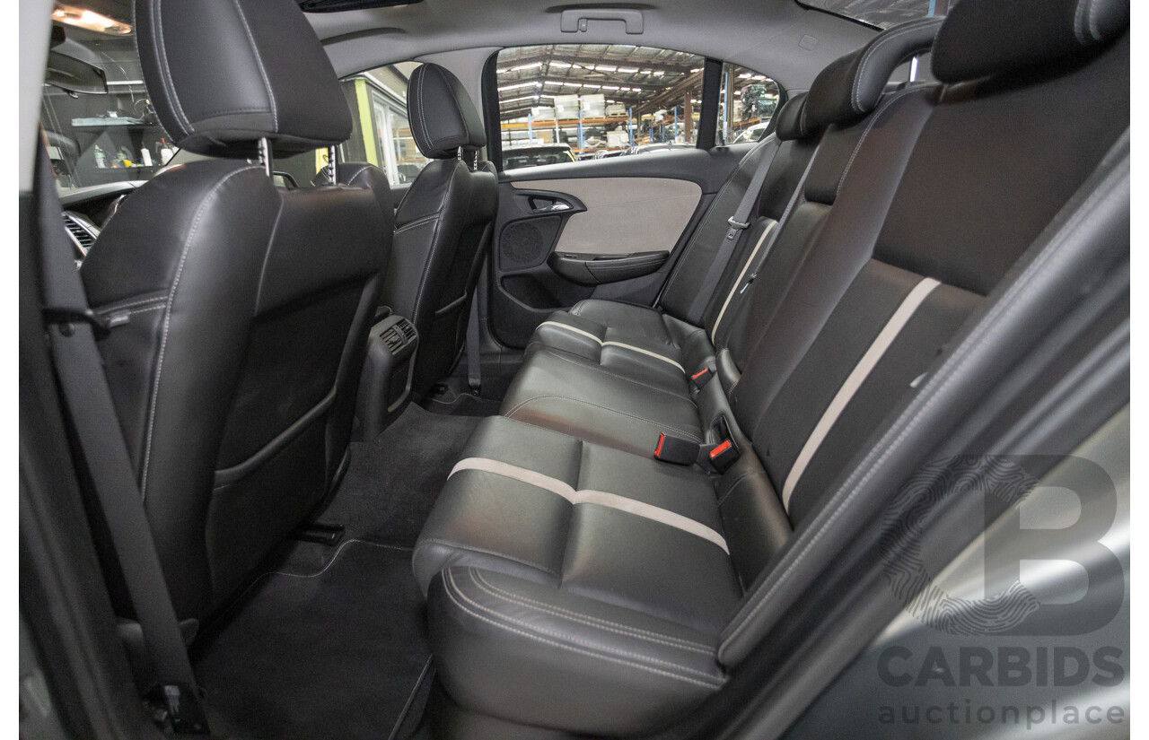 2/2014 Holden Calais V VF 4d Sedan null 3.6L