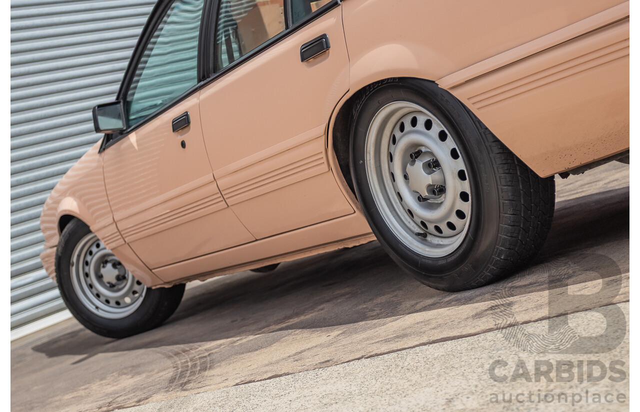 6/1988 Holden VL Commodore Executive 4d Sedan Pastel Pink Turbo 3.0L